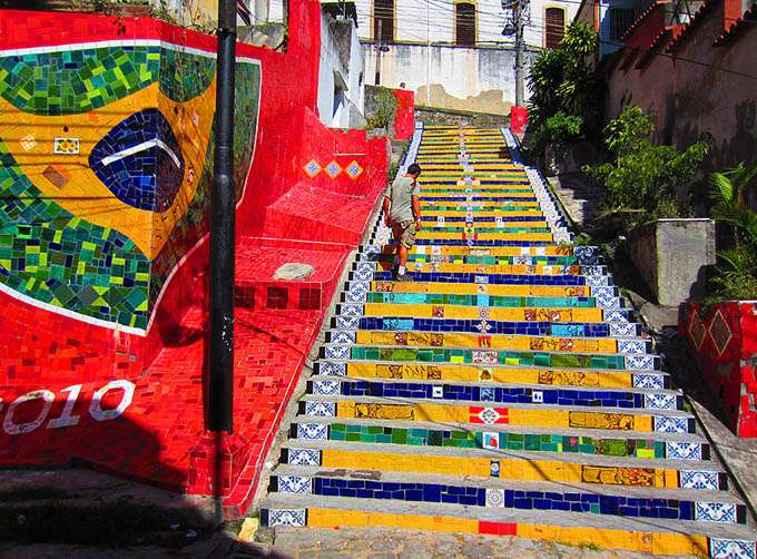 creative-beautiful-steps-stairs-street-art-2